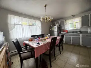 Refrigerator stays