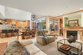 Open & spacious living perfect for everyday living or entertaining!