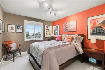 Upstairs guest bedroom.