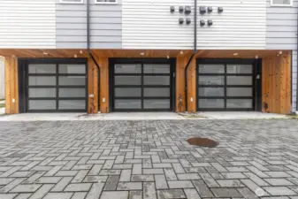 Attached garage!