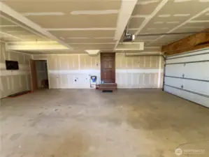 Utility 1/2 bath on left