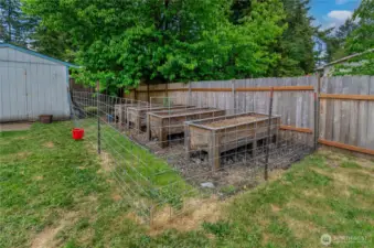 Grow your own paradise! These raised garden beds are fenced and ready for your favorite herbs, veggies, or flowers—perfect for anyone with a green thumb or aspiring gardener dreams.