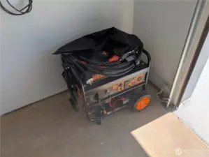 Generator stays for generator backup. #1250 Northcliff Rd, Shelton, WA 98584