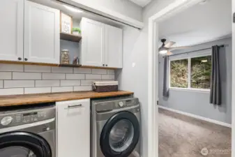 Second level laundry