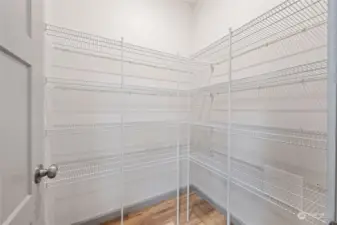 walk in kitchen pantry