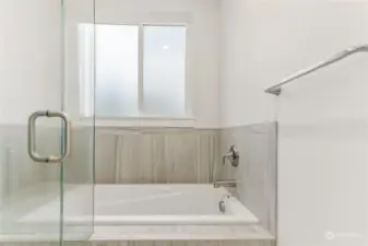 Primary bathtub