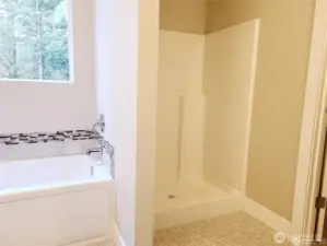Photo of same floor plan, different build. Features may vary.