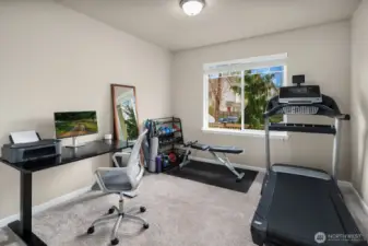 4th Bedroom/Exercise rm is on the lower level.