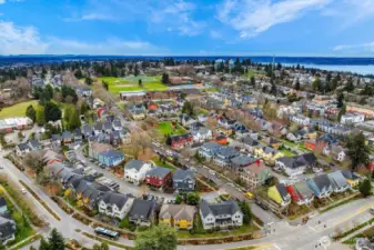 Ariel view looking South shows West Seattle Elementary school, parks and trails.