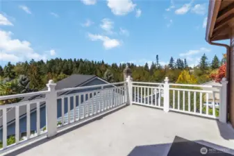 Upper Deck
