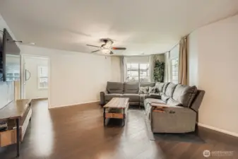 Living room off dining/kitchen area
