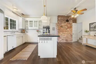 Kitchen showing the island with cook-top