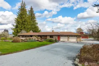 One of a kind Farmette on 4.2 Acres