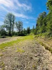 Leveled upper homesite
