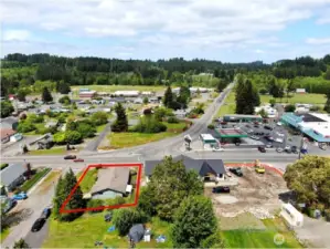 Perfect central location! Head north to Tumwater/Olympia, west to Rochester/Centralia or east to Rainier/Yelm!
