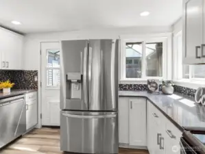 Smart LG fridge (app compatible)