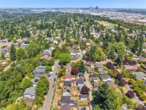 Easy daily commute and errands via excellent transit & proximity to major arterials