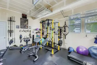 THIRD CAR GARAGE W/ ACCESS INTO THE HOUSE – WILL EASILY FIT A FULL SIZED CAR.