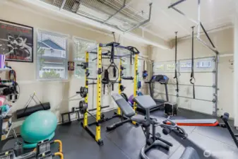 THIRD CAR GARAGE W/ ACCESS INTO THE HOUSE – PERFECT AS A GYM.