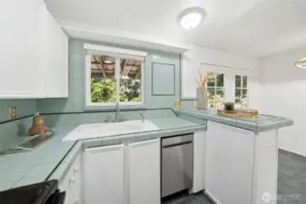 Another view of the kitchen.