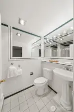 3/4 bath off of primary.