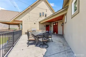 Outdoor dining area