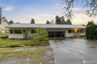 Notice the brand new roof in 2026 on Units C and D!