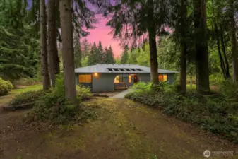 Welcome home! Quaint homestead on 5 peaceful acres.