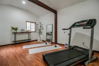 Interior of the outbuilding "shed"