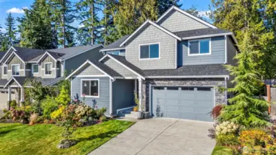 Heritage is conveniently located just 5 minutes to all of Gig Harbor's amenities and it's in the Gig Harbor High district making it a fabulous choice for a buyer seeking convenience, perfection, and a 100% move in ready home full of features and upgrades.