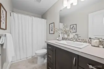 Full guest bath on the upper level