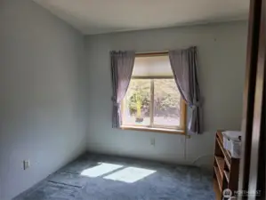 3rd Bedroom or Bright Office