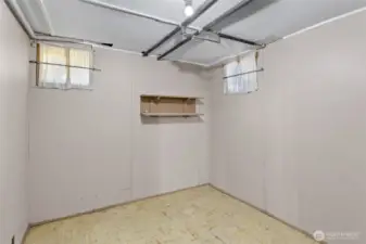 Potential 4th Bedroom