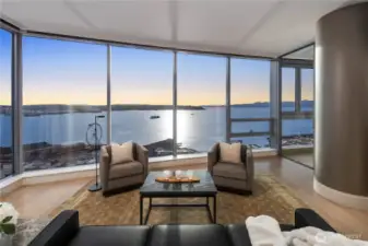Sweeping views of Elliot Bay from throughout the home.