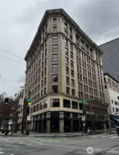 Seaboard Building was converted to condominiums in 2001. Lower floors are commercial space.