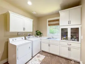 Great Laundry/Mud Room & Pantry
