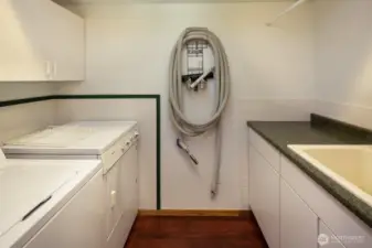 Laundry room in 3/4 bath