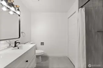 Lower Bath  12615 68th Av Ct E, Puyallup, WA 98373-8821