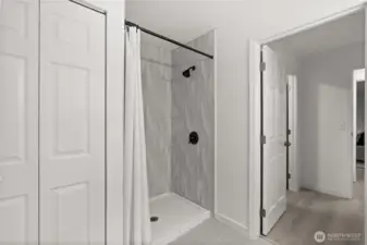 Lower Bath  12615 68th Av Ct E, Puyallup, WA 98373-8821