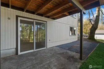 Patio Lower Level  12615 68th Av Ct E, Puyallup, WA 98373-8821