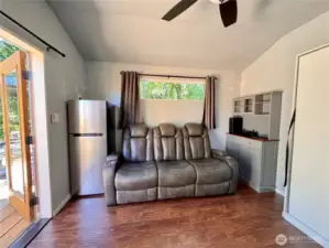 Good sized fridge for those summer parties.