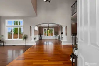 Living room with Brazilian Cherry Flooring