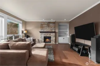 Cozy Great Room next to Kitchen