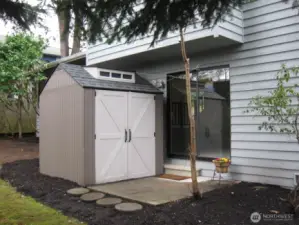 Mini Storage in the Backward.   Patio adjacent to the Family Room