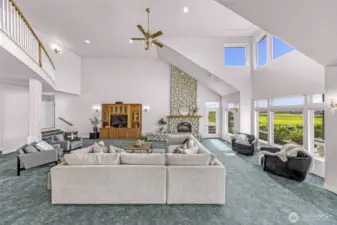 Over sized Living Room with vaulted ceilings