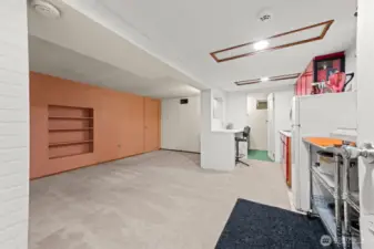 Lower bonus room