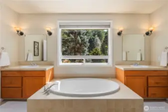 Primary bath with his/hers sinks