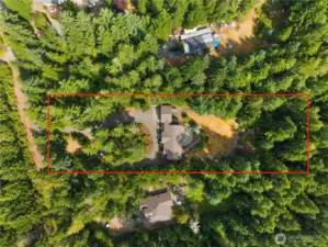 Red Lines very rough outline of lot.  Buyer to verify to own satisfaction.