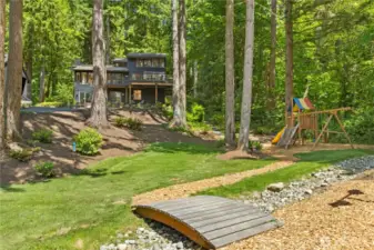 Spacious Yard