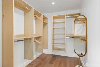 Closet 1